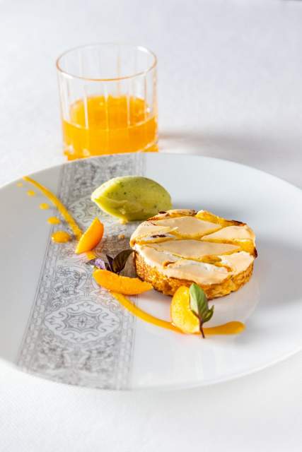 Restaurant gastronomique · Restaurant Puligny Montrachet, Bourgogne