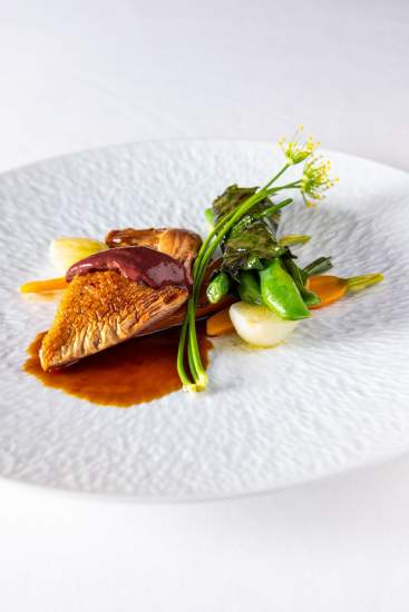 Pigeonneau de ladoix aux légumes du jardin